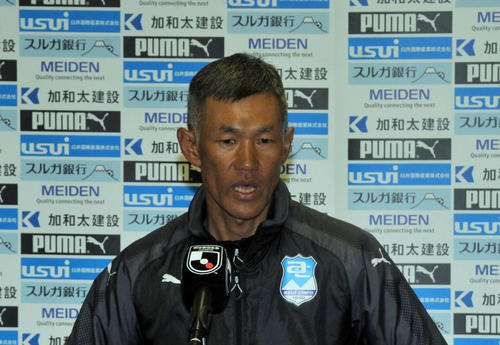 吉田謙氏
