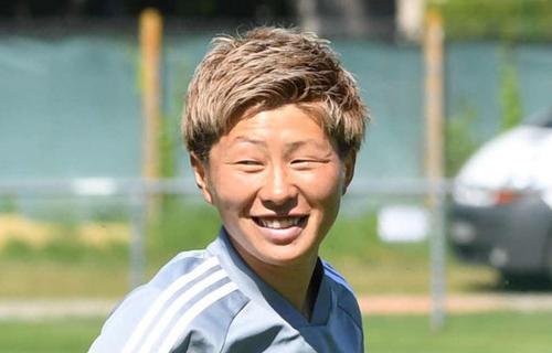 FW横山久美（19年6月撮影）
