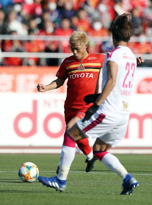 名古屋対C大阪　後半、2点目を決める名古屋FW赤崎（2019年3月2日撮影）