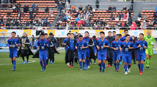 前原が8失点大敗 和仁屋監督 想像以上の迫力 サッカー写真ニュース 日刊スポーツ 前原が8失点大敗 和仁屋監督 想像以上の迫力 サッカー写真ニュース 日刊スポーツ