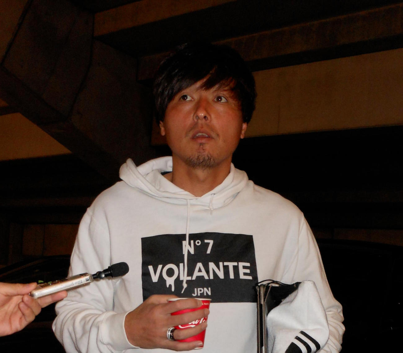 取材対応したG大阪MF遠藤