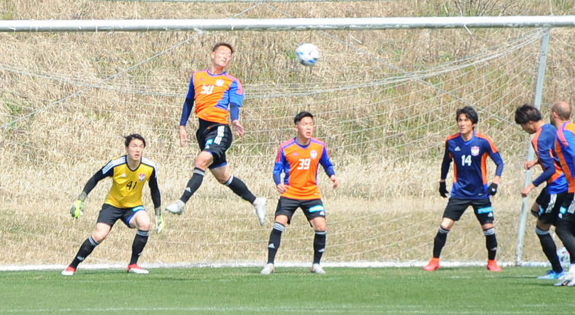 無失点に抑えた藤田（左）