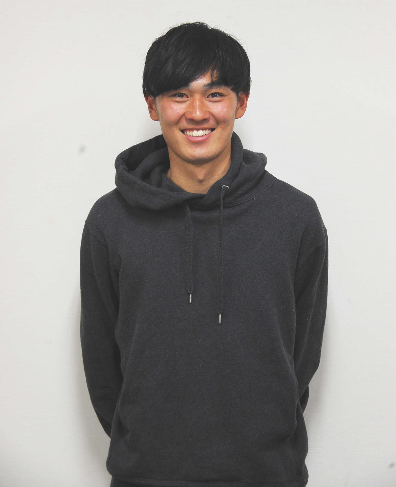Jデビューに向け決意を話す松本（3月17日撮影・小林忠）