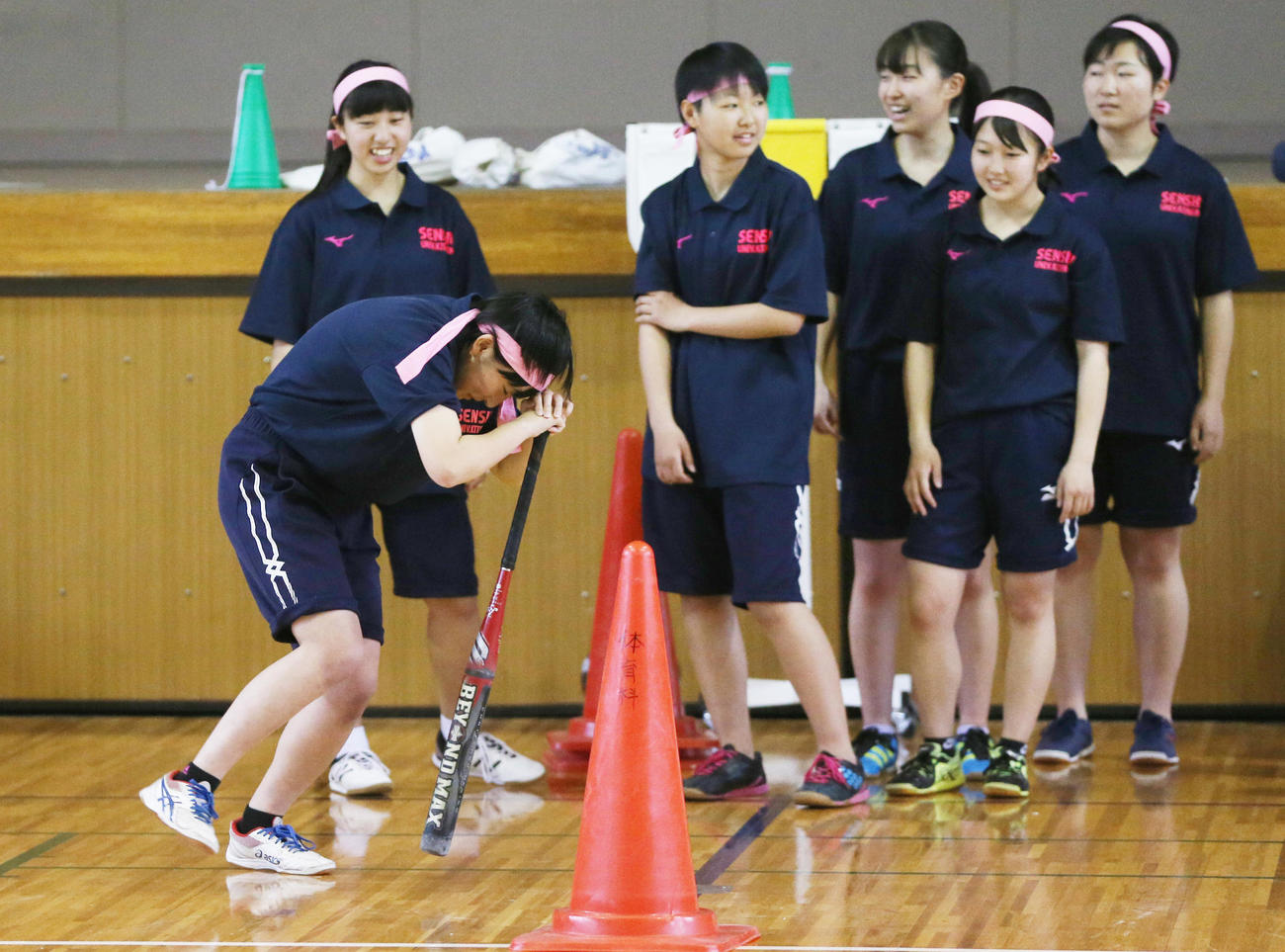 サッカー部・運動会で、ぐるぐるバット