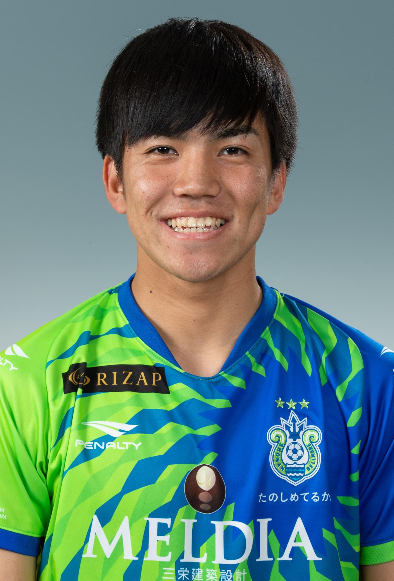 ユースからトップ昇格し、プロ契約を結んだ湘南MF田中聡(C)SHONANBELLMARE