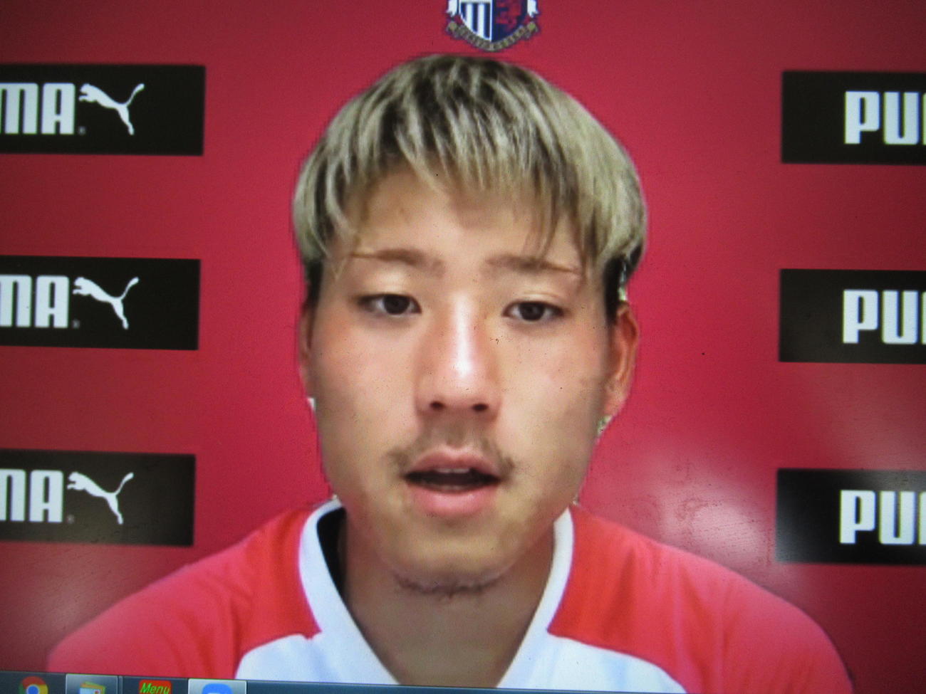 オンラインの取材に応じるC大阪DF瀬古（C）CEREZO　OSAKA