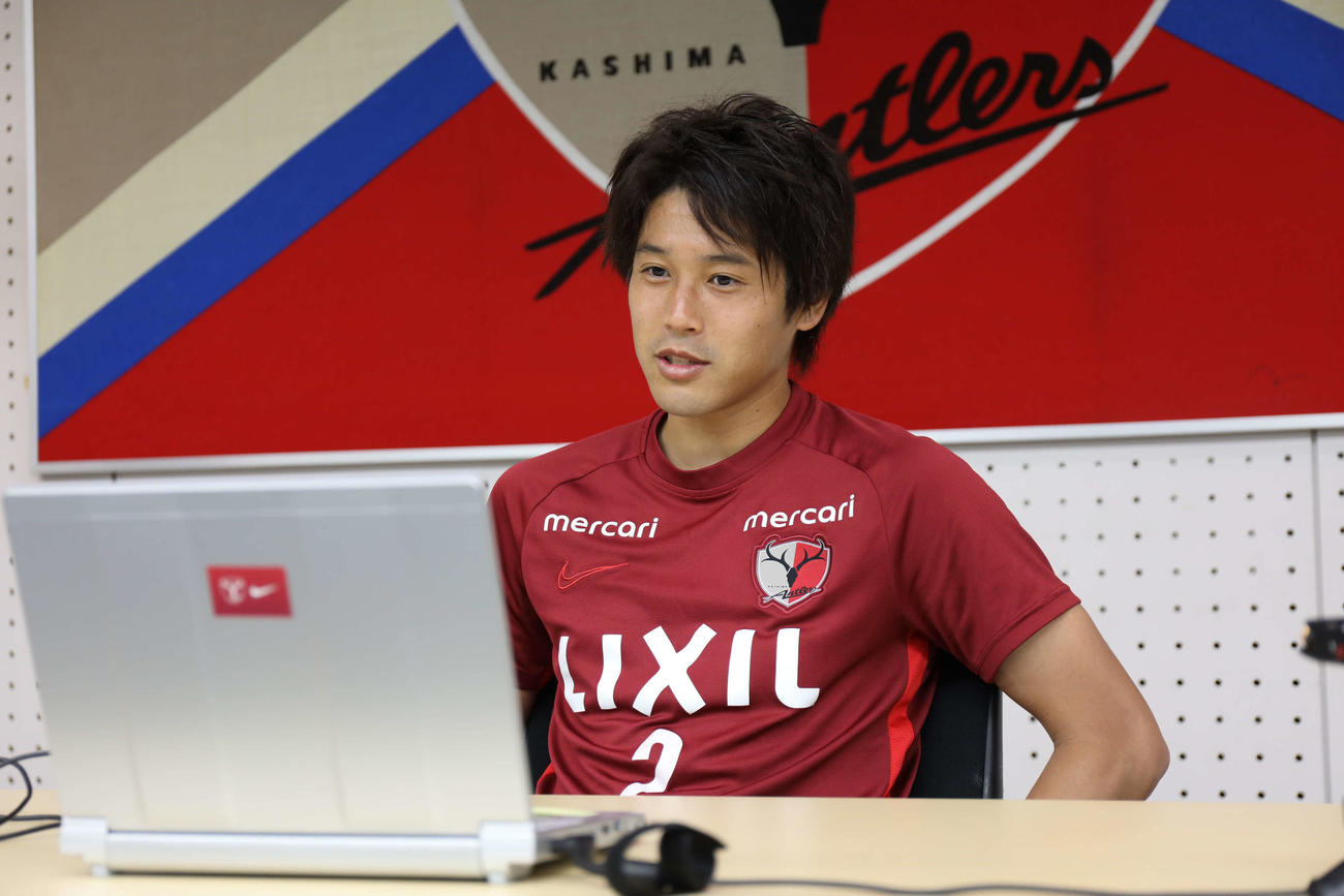 オンラインで記者の質問に答える鹿島DF内田篤人（C）KASHIMA　ANTLERS