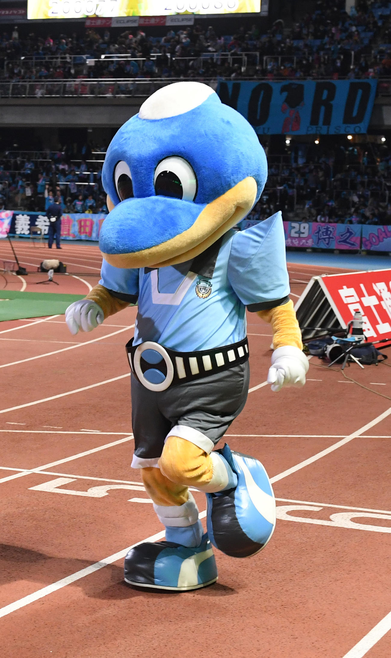 川崎Fのマスコットふろん太（2017年3月5日撮影）