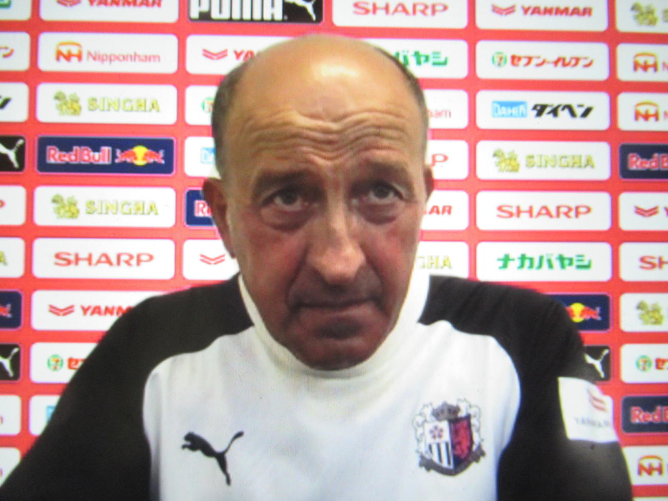 オンラインでの取材に応じるC大阪ロティーナ監督（C）CEREZO　OSAKA