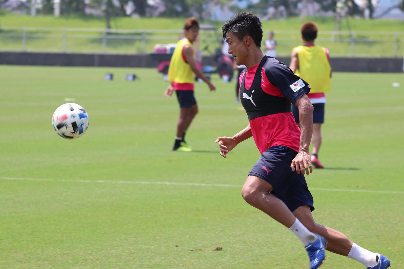 練習に臨むC大阪FW都倉（C）CEREZO　OSAKA
