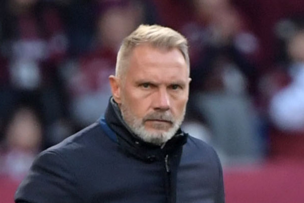 神戸トルステン・フィンク監督（20年1月撮影）
