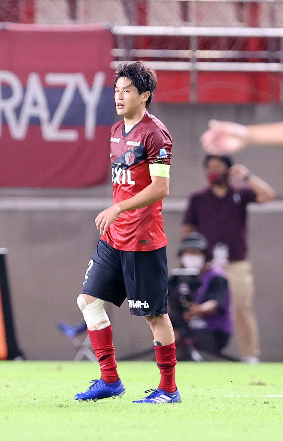 鹿島対G大阪　試合終了時の鹿島DF内田（撮影・鈴木正人）