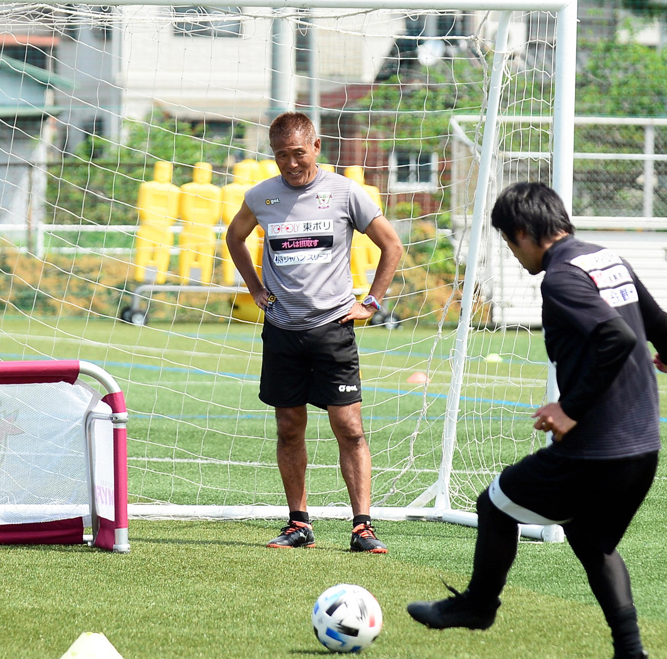 藤枝の石崎信弘監督（2020年5月18日撮影）