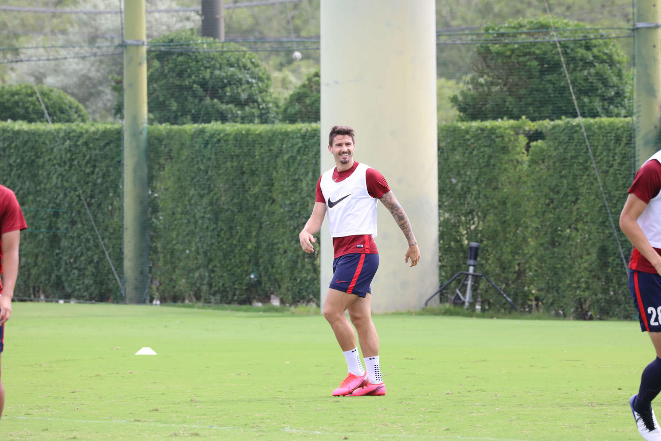 C大阪戦の前日練習に臨む鹿島FWエヴェラウド（C）KASHIMA　ANTLERS