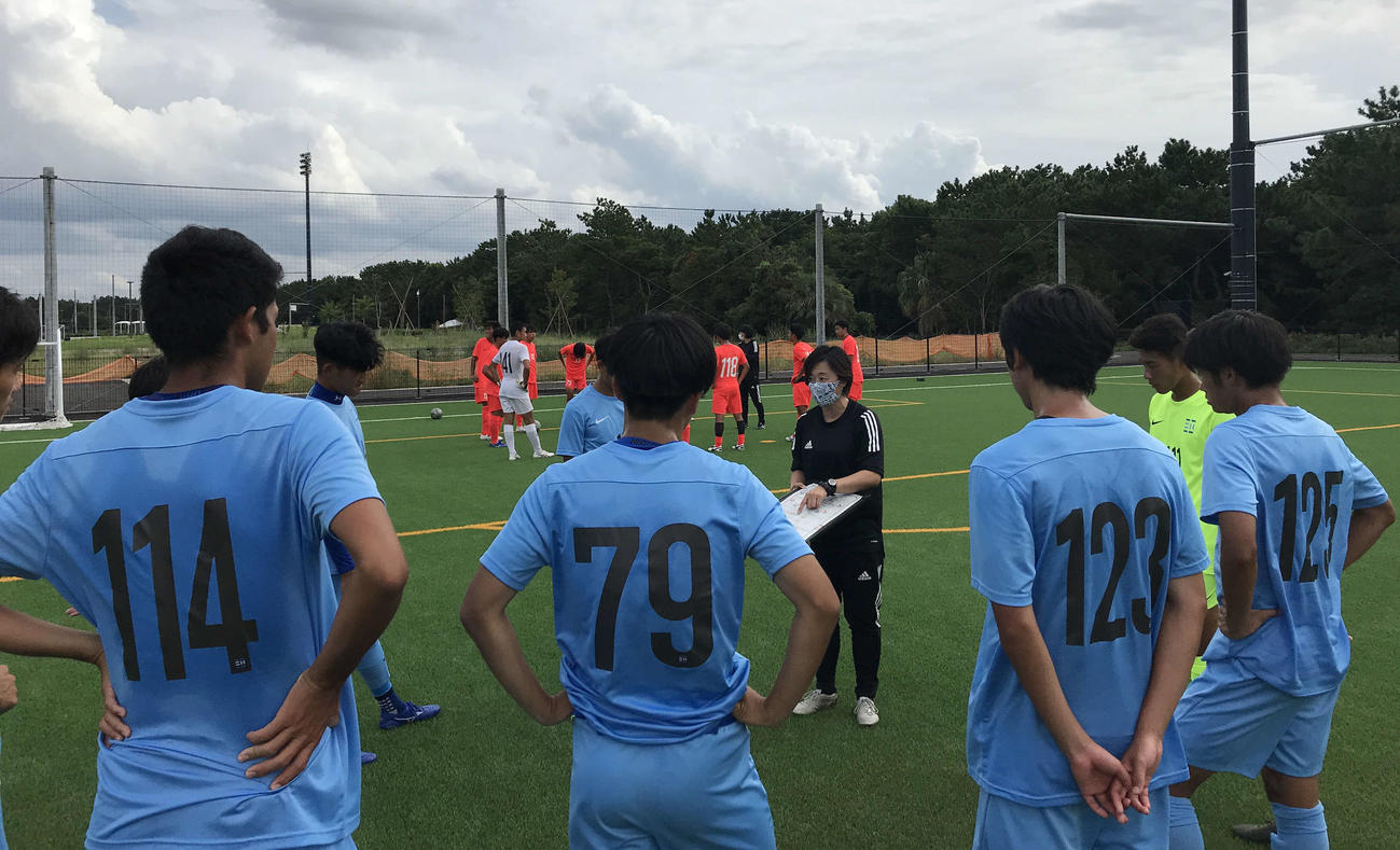 「A－proライセンス養成講習会」の国内集中講習会の様子（日本サッカー協会提供）