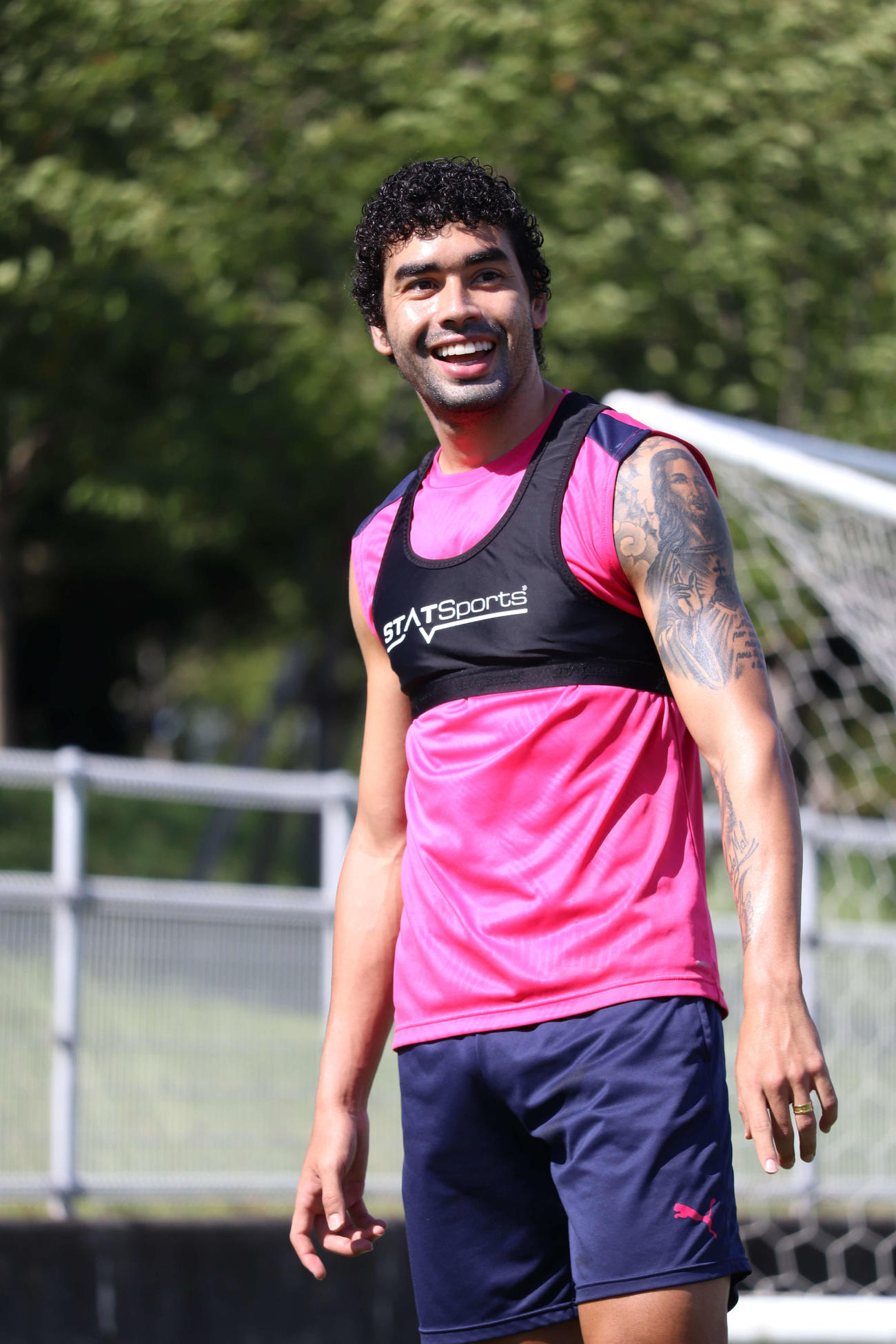 練習で笑顔を見せるC大阪FWブルーノ・メンデス（C）CEREZO　OSAKA