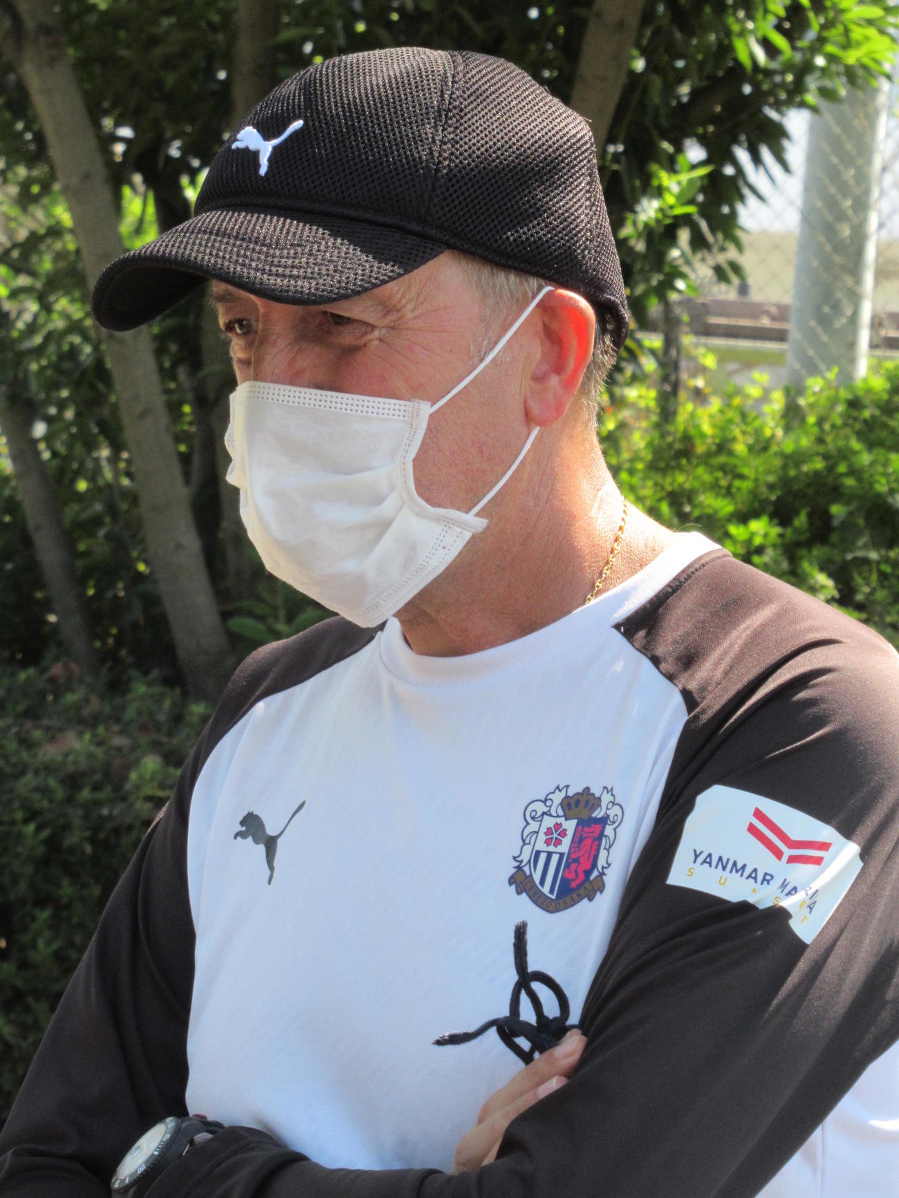 取材に答えるC大阪ロティーナ監督（撮影・実藤健一）