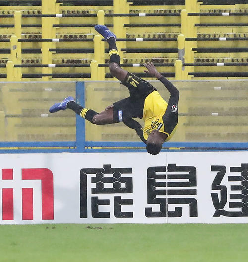 柏オルンガ2発で21得点 神戸敗戦 柏 神21節 j1写真ニュース 日刊スポーツ 柏オルンガ2発で21得点 神戸敗戦 柏 神21節 j1写真ニュース 日刊スポーツ