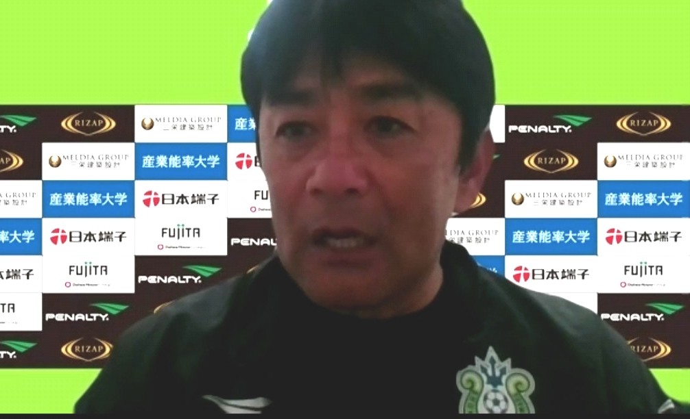 クラウドファンディングによる7600万円近くの支援金に感謝の言葉を述べた湘南の浮嶋監督
