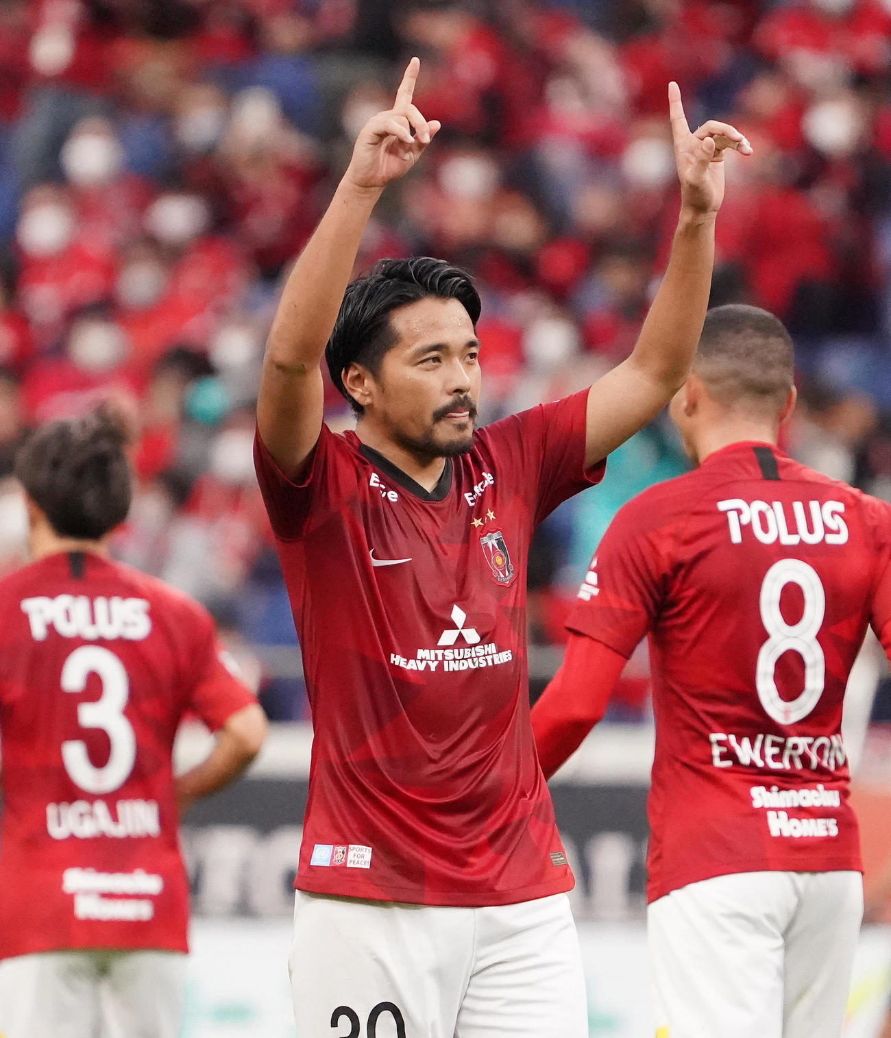 浦和対仙台　前半、ペナルティーキックを決め、喜ぶ浦和FW興梠（撮影・菅敏）