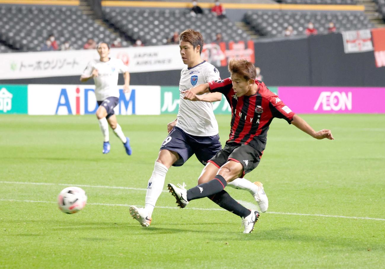 札幌対横浜FC　後半42分、ゴールを決める札幌MF金子（撮影・黒川智章）