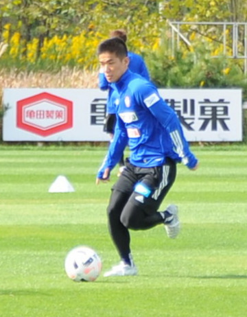 フィジカル練習に参加する福田