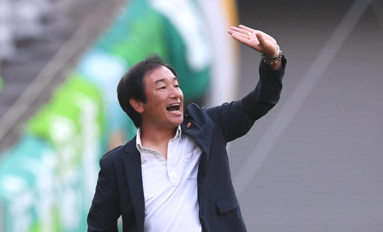 山口の霜田監督（2018年7月15日撮影）
