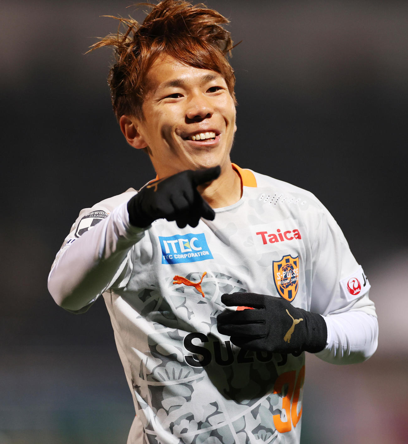 横浜FC対清水　前半、先制ゴールを決め喜ぶ清水MF金子（撮影・野上伸悟）