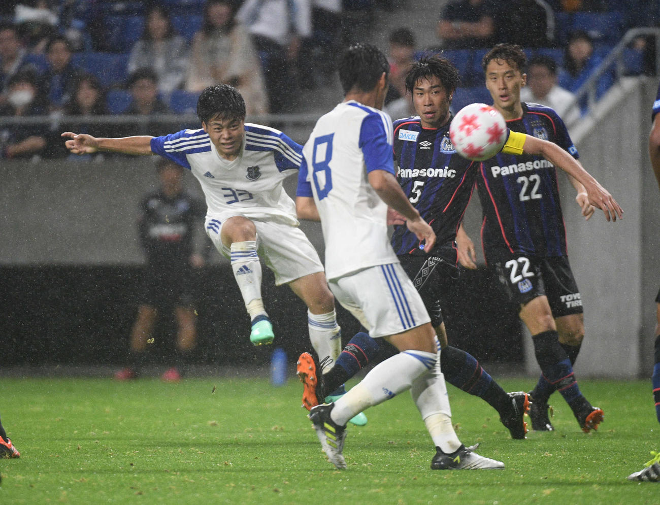18年の天皇杯でG大阪から勝ち越しゴールを決めた関学大FW山見大登（2018年6月6日撮影）