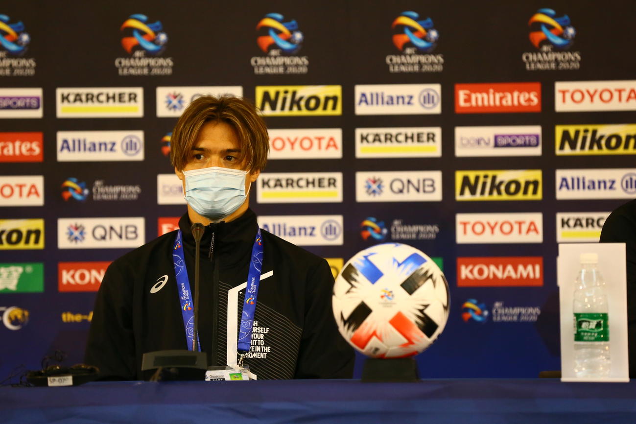 ACLの公式会見に臨む神戸DF酒井（C）VISSEL　KOBE