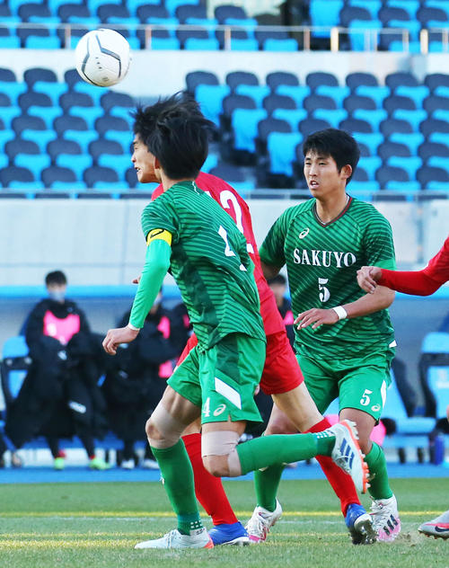 劇的弾の東福岡・竹内、父からサッカーDNA継承 - サッカー : 日刊