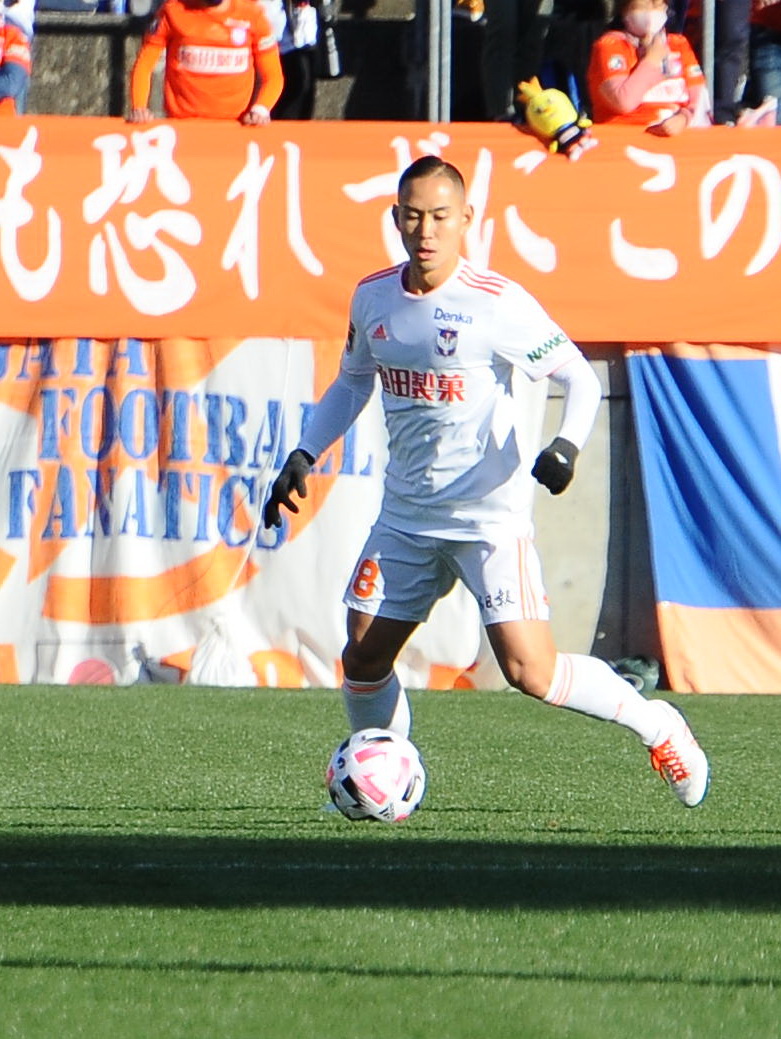 昨季最終のアウェー大宮戦でプレーする早川（2020年12月20日）