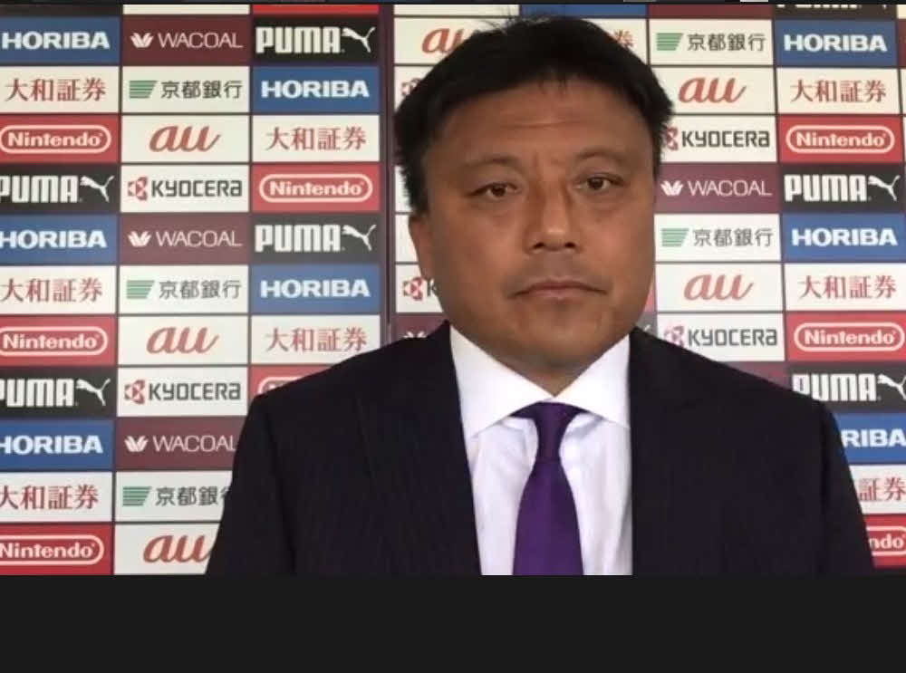 オンラインで取材に対応する曹監督（撮影・佐藤あすみ）