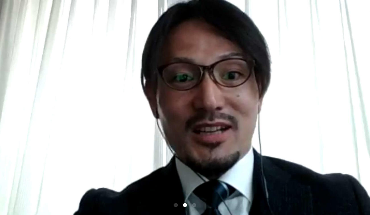 説明会に参加した、プロフェッショナルレフェリーの佐藤隆治氏