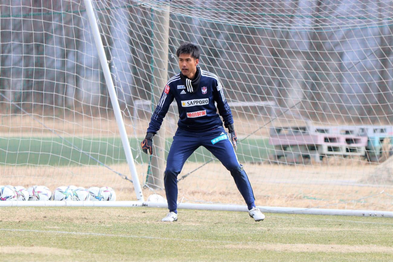 3日にチーム合流したGK瀬口（アルビレックス新潟提供）