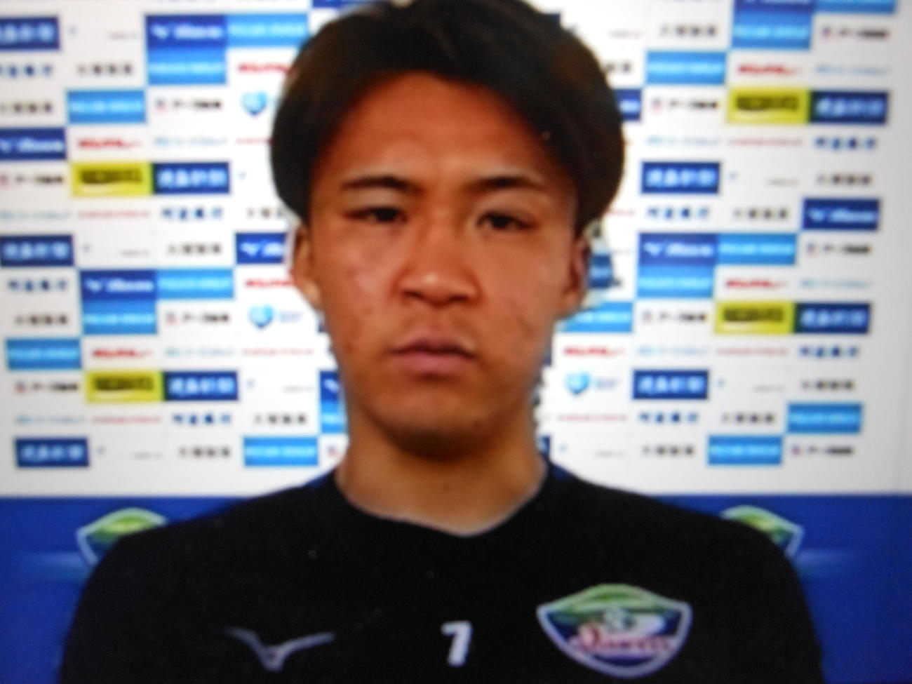 オンライン取材に答える徳島MF小西雄大