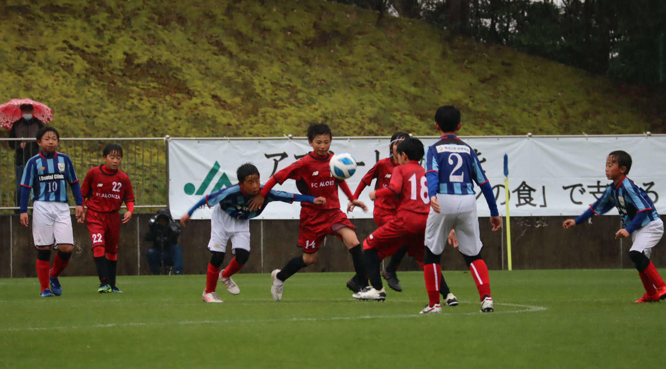 JA全農杯2021全国小学生選抜サッカーIN東海の決勝で火花を散らしたFC　ALONZA（アロンザ）とMFC．VOICEの選手たち