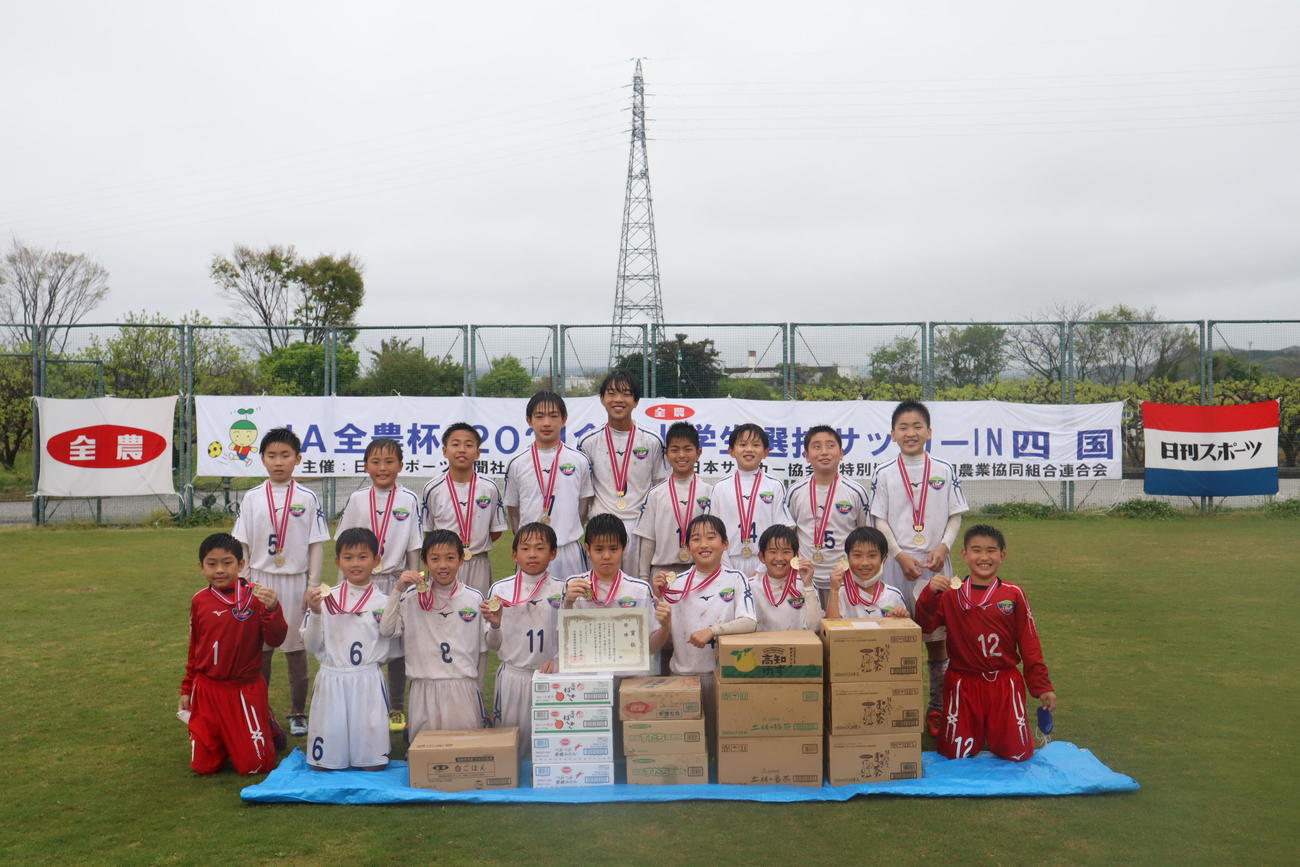 優勝した徳島ヴォルティスジュニア