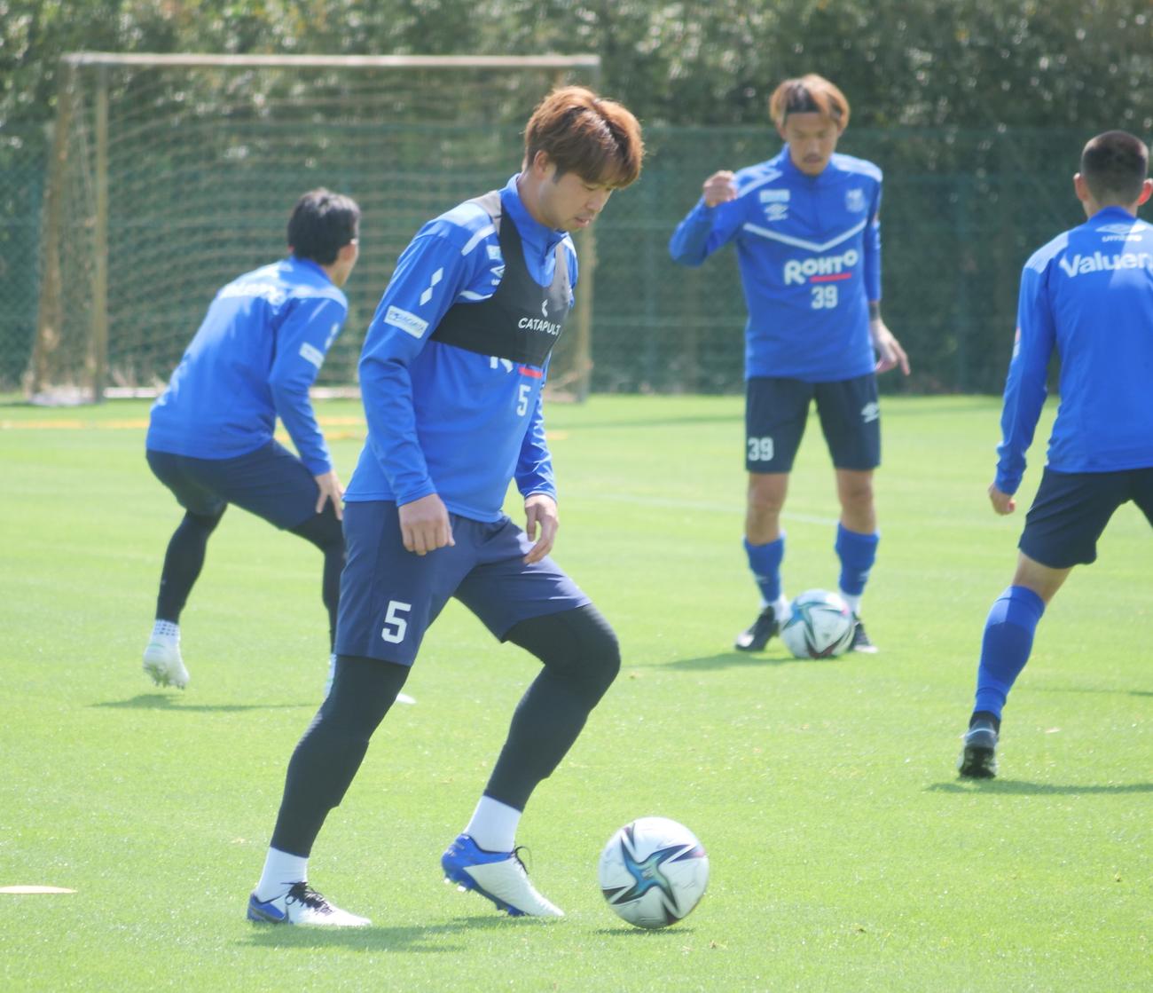 福岡戦へ練習を行うG大阪DF三浦弦太（C）GAMBA OSAKA