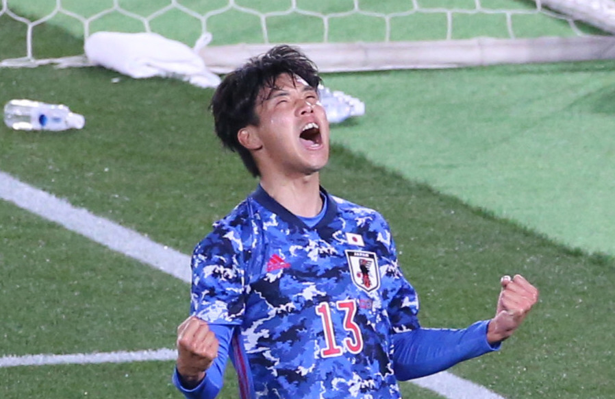 日本対韓国　前半、先制ゴールを決め喜ぶ山根（2021年3月25日撮影）