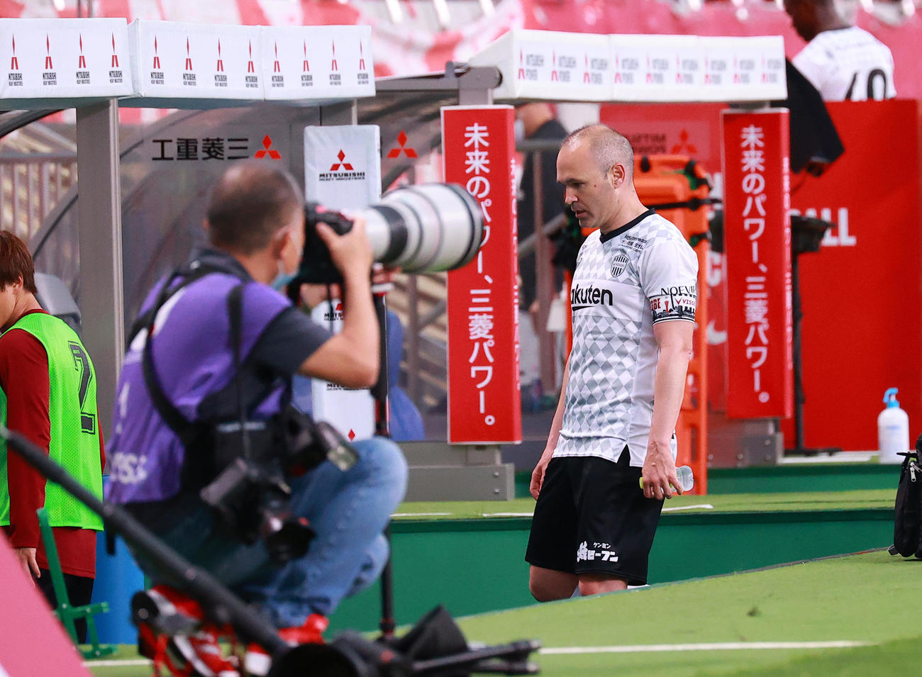 埼玉スタジアムを後にする神戸イニエスタ（2021年5月22日撮影）