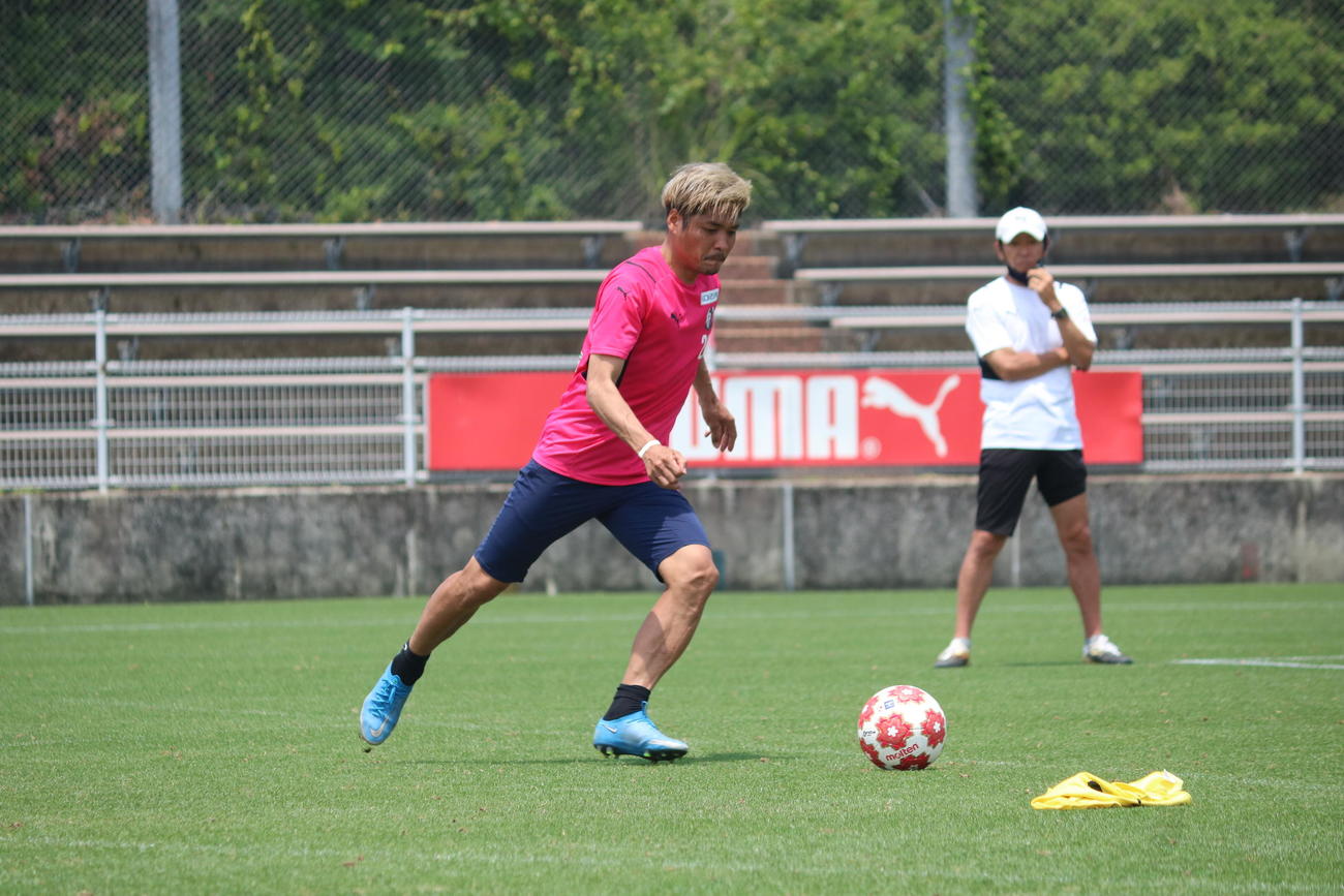 シュート練習に臨むC大阪FW大久保（C）CEREZO OSAKA