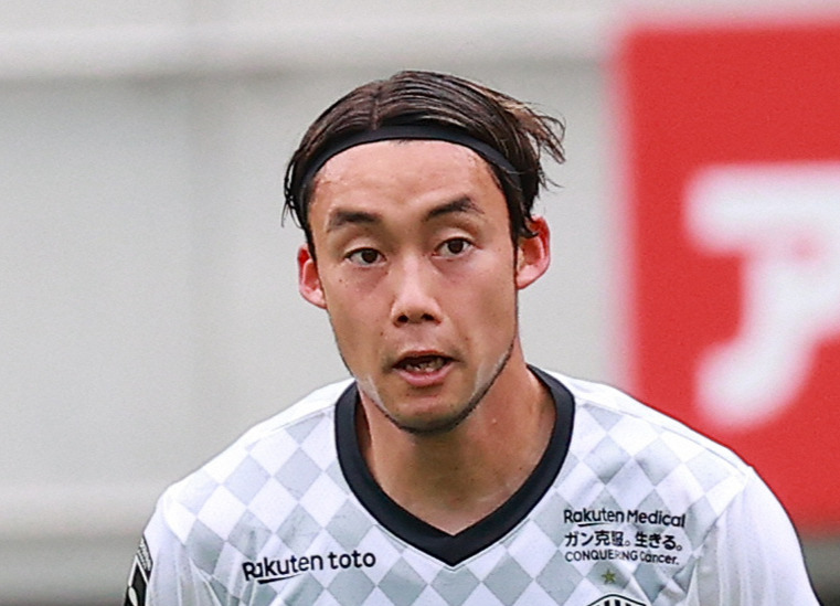 安井拓也