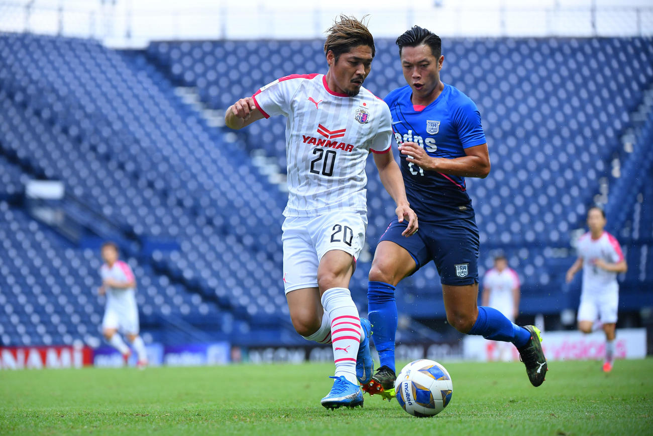 ACL傑志戦に先発したC大阪大久保嘉人（左）（C）CEREZO OSAKA