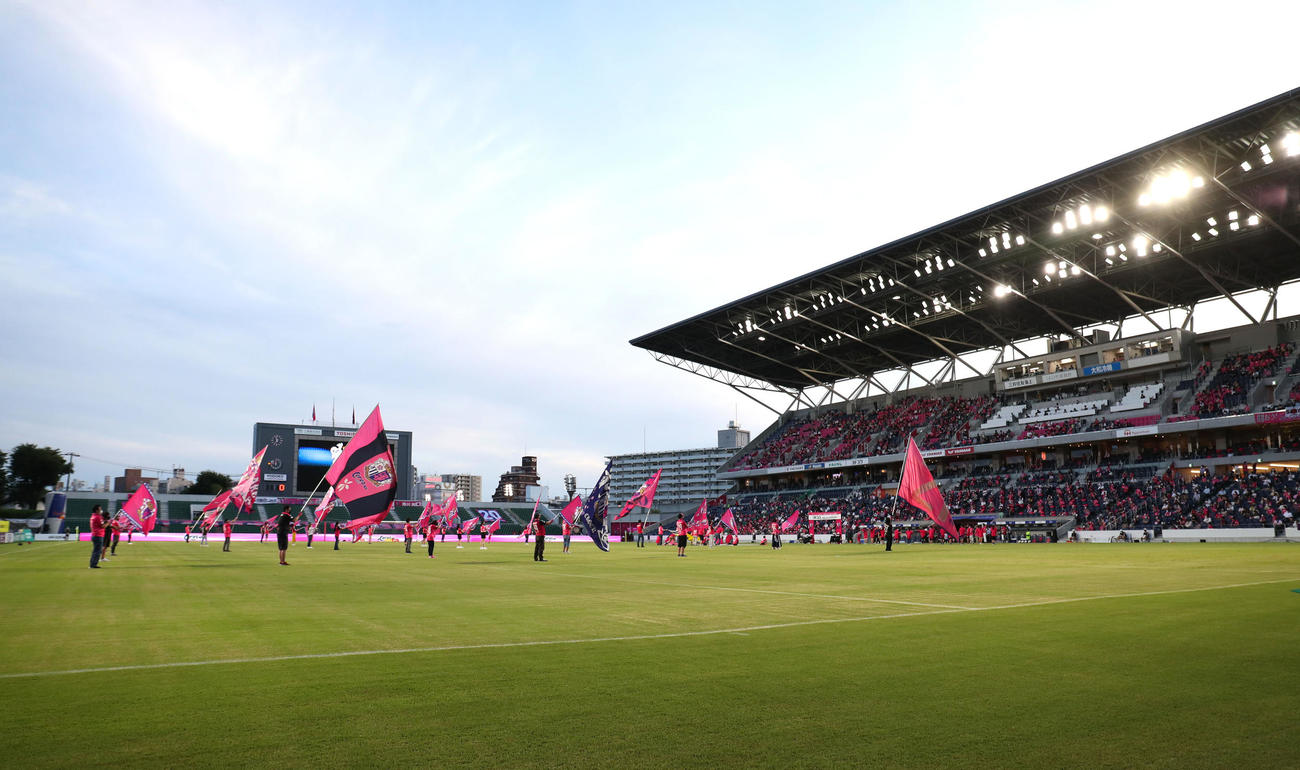 C大阪対神戸　こけら落としとなったヨドコウ桜スタジアム（撮影・白石智彦）