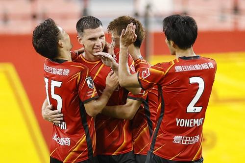 名古屋新助っ人シュビルツォクいきなり殊勲弾 再びウノゼロ軌道乗り８強 天皇杯 日刊スポーツ