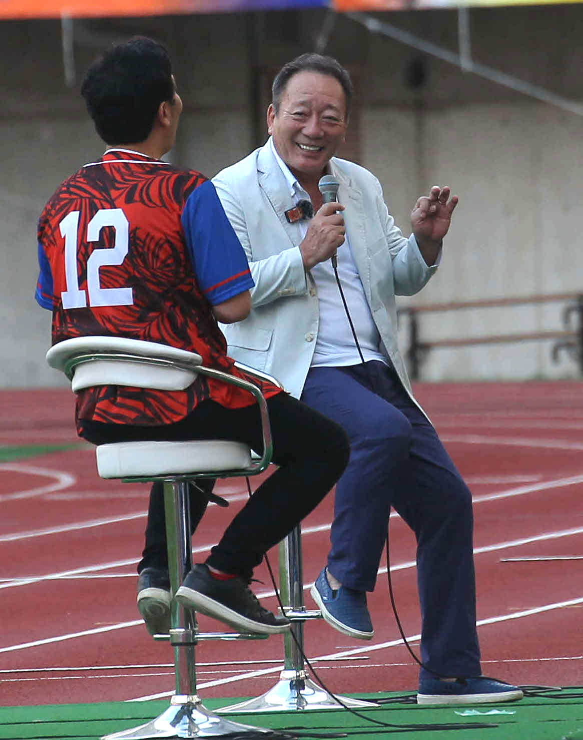 スペシャルトークショーで次男の新潟MF善朗を語る高木豊氏