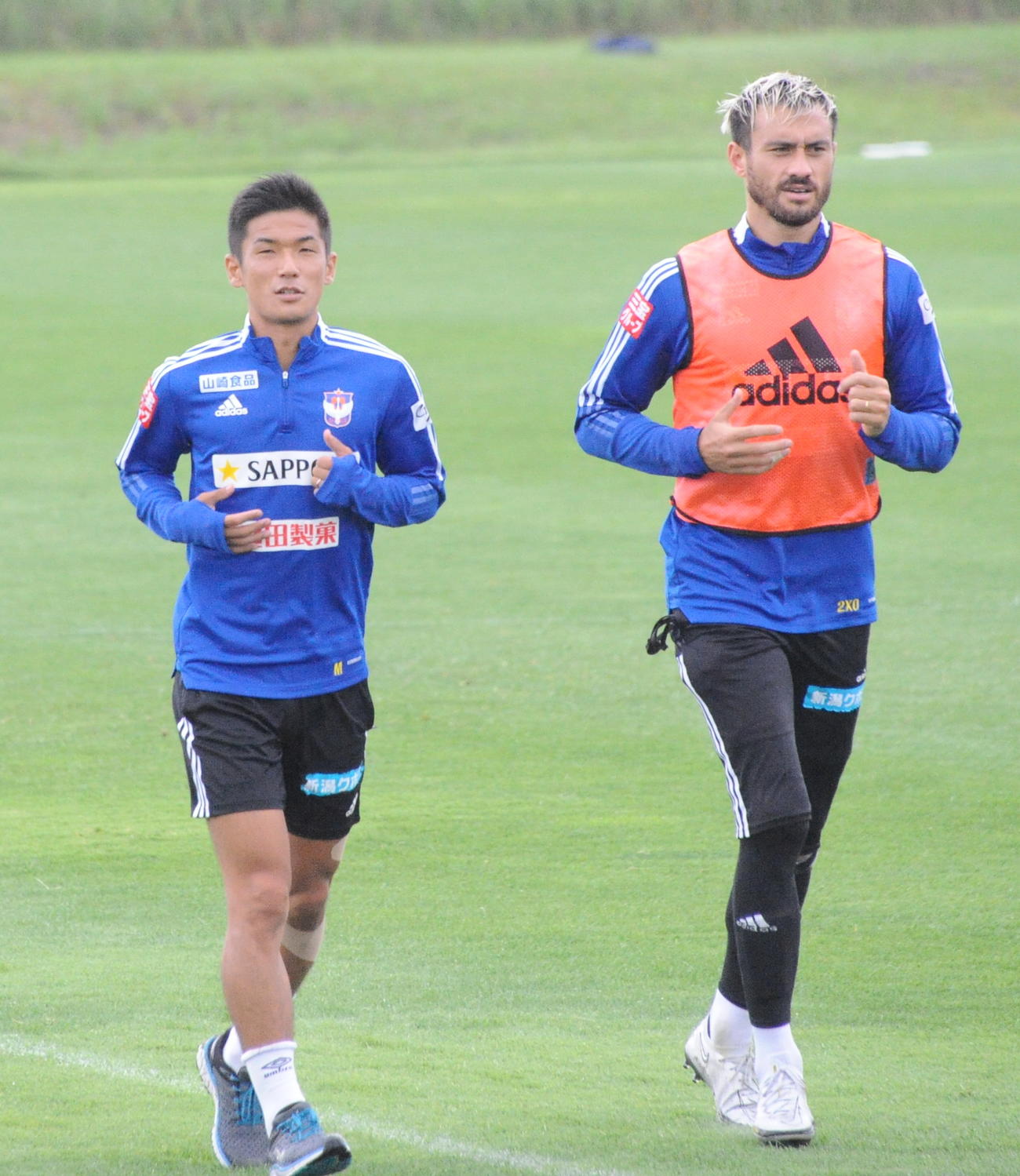 別メニューで調整した福田（左）
