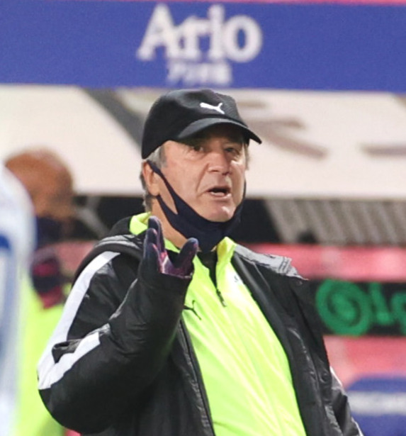 C大阪レビークルピ監督（2021年4月14日撮影）