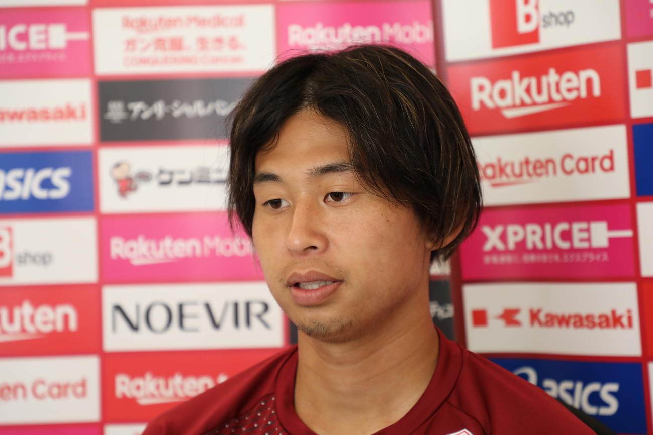 オンライン取材に対応した神戸郷家（C）VISSEL KOBE